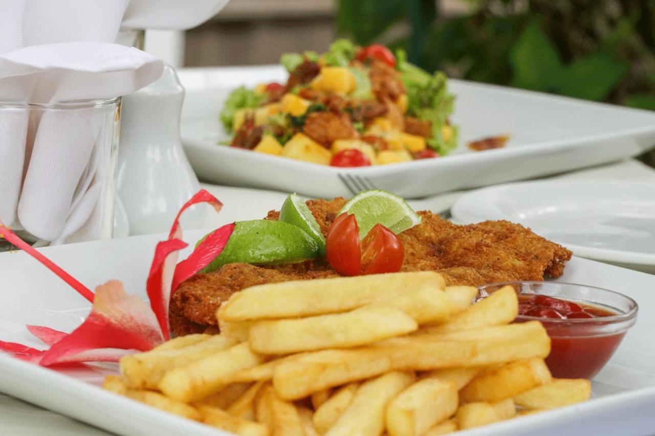 Seaview Lodge And Restaurant Nuku'alofa Buitenkant foto